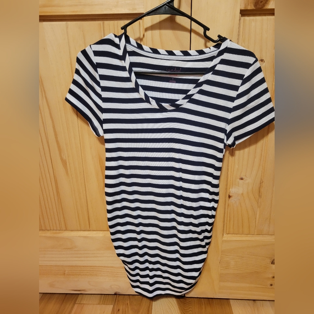 Maternity tshirt